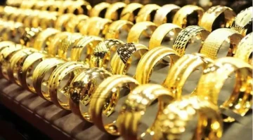 تزاحم كبير على محلات الذهب في جدة مع تسابق المواطنين للشراء لسبب غامض